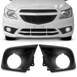 MOLDURA FAROL AUXILIAR ONIX/PRISMA LS/LT 13/14/15/16 COM FURO DIREITO